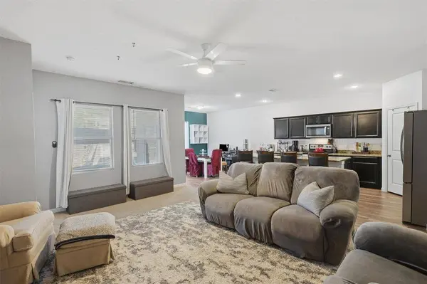 540 S Heights Drive, Crowley, TX 76036