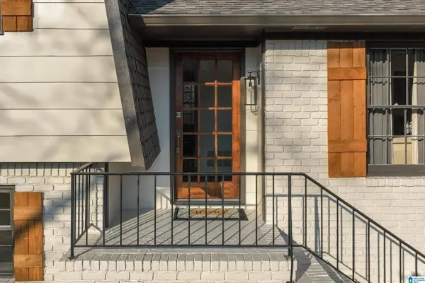 1528 BLIND BROOK LANE, Vestavia Hills, AL 35216