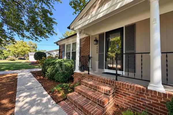 The Art of Midtown Living: A Little Old Raleigh Charm, a Lot to Fall in Love With