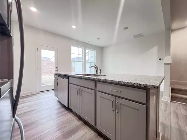 4959 Caddis Bnd, Raleigh, NC 27604