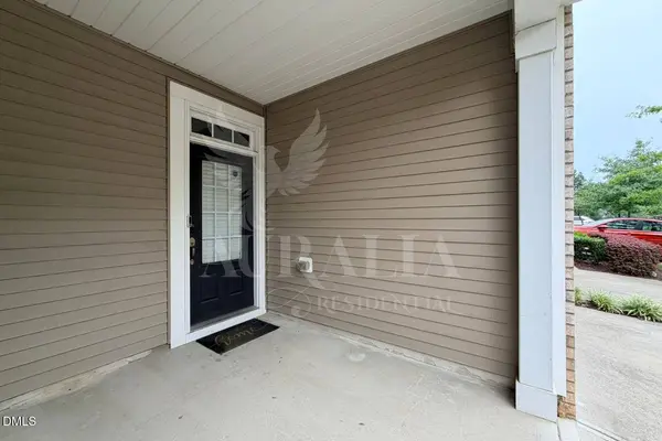 907 Saratoga DR, Durham, NC 27704