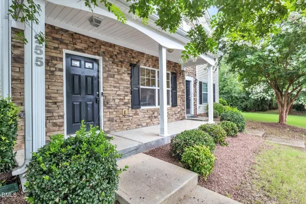 255 Hampshire Downs DR, Morrisville, NC 27560