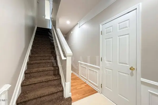 1707 Zachary Brook LN, Raleigh, NC 27609