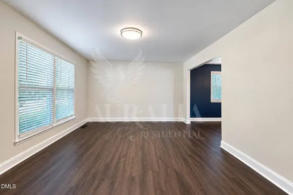 4800 Sweetbriar DR, Raleigh, NC 27609