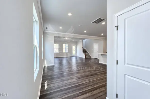 121 Sea Cave LN, Raleigh, NC 27610