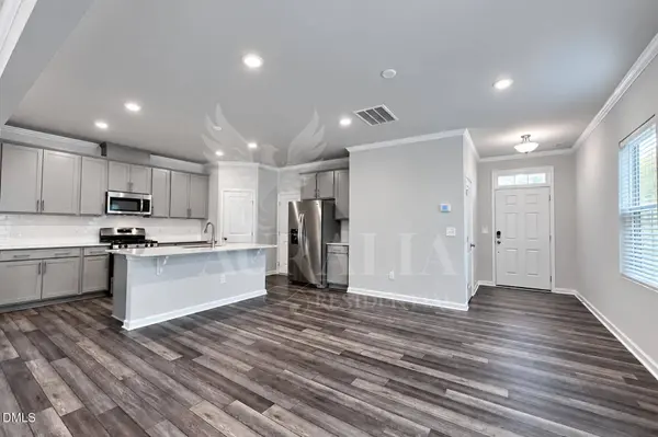 121 Sea Cave LN, Raleigh, NC 27610