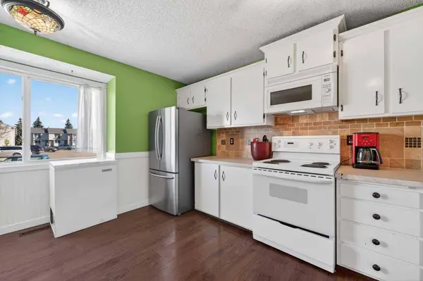 700 Allen ST SE #502, Airdrie, AB T4B 1E8