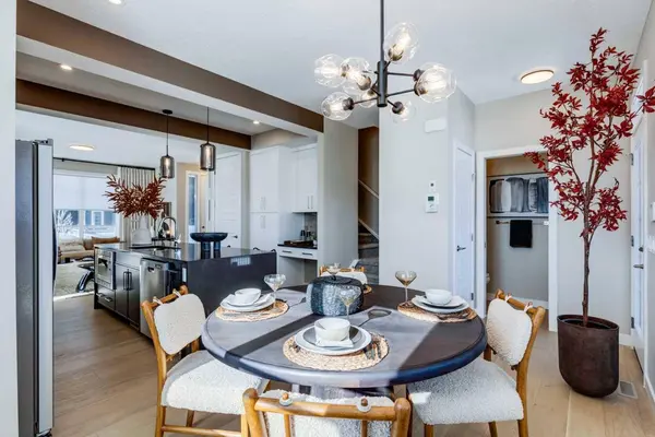 282 southbow AVE, Cochrane, AB T4C 2S6
