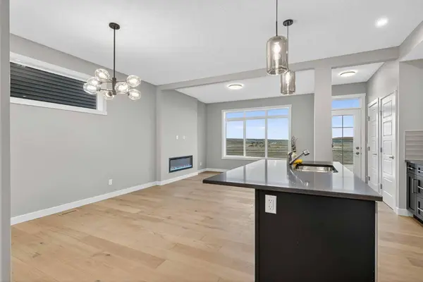 120 Southbow AVE, Cochrane, AB T4C 2S6