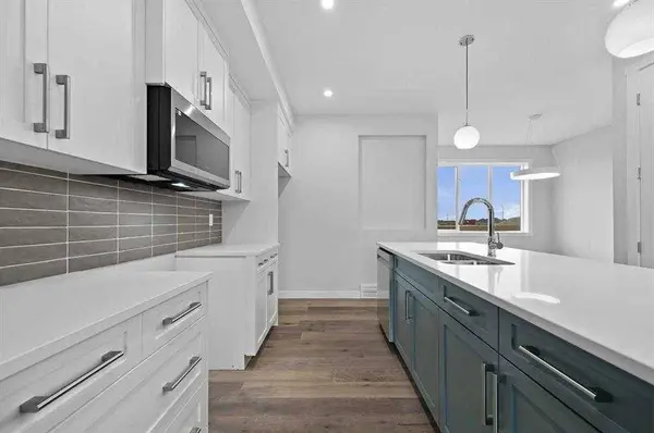 250 Southbow AVE, Cochrane, AB T4C 2S6