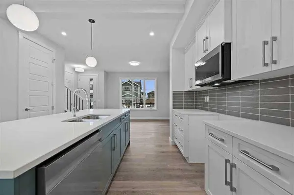 250 Southbow AVE, Cochrane, AB T4C 2S6