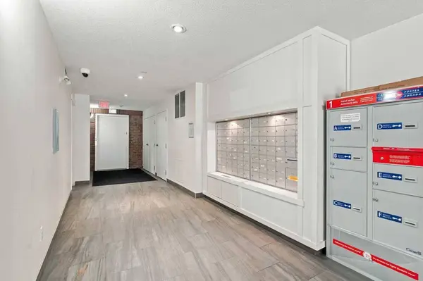 99 Copperstone PARK SE #2410, Calgary, AB T2Z 5C9