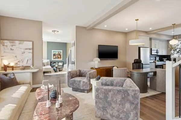 254 Southbow AVE, Cochrane, AB T4C 2S6