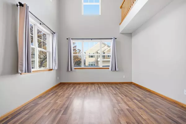 9245 Holly LN N, Maple Grove, MN 55311