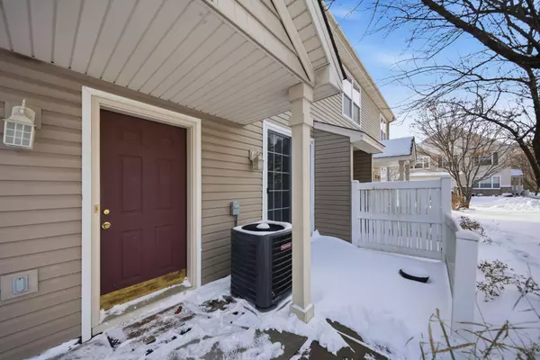 9245 Holly LN N, Maple Grove, MN 55311