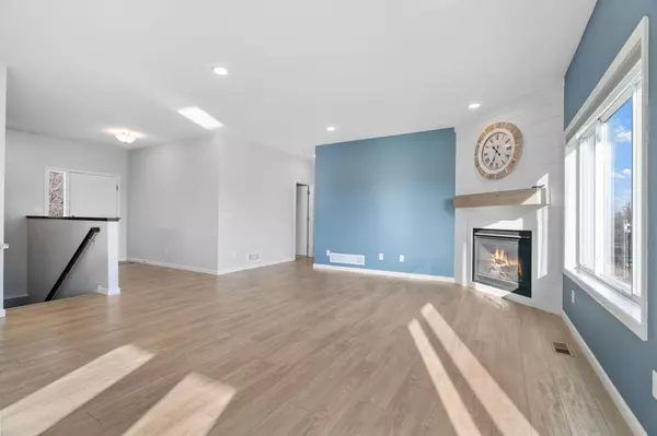 811 Morrison AVE, Annandale, MN 55302