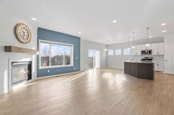 811 Morrison AVE, Annandale, MN 55302