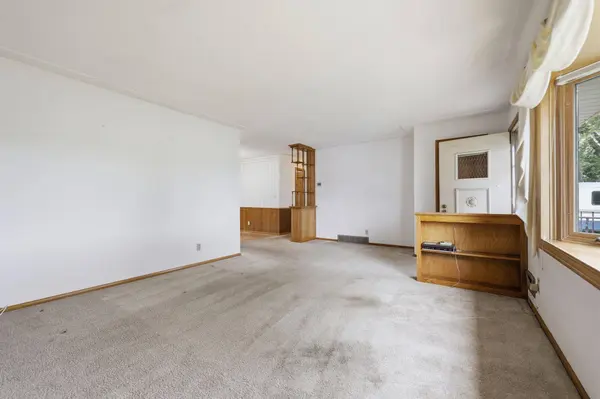4002 7th AVE, Anoka, MN 55303