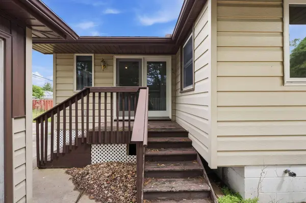 6319 Unity AVE N, Minneapolis, MN 55429