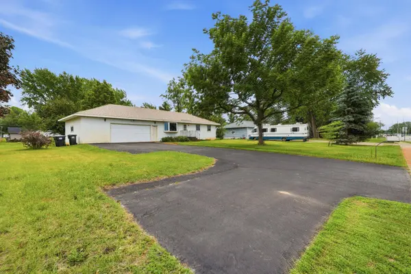 4002 7th AVE, Anoka, MN 55303