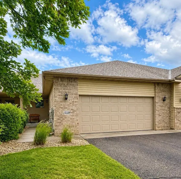 15339 Radium WAY NW, Anoka, MN 55303