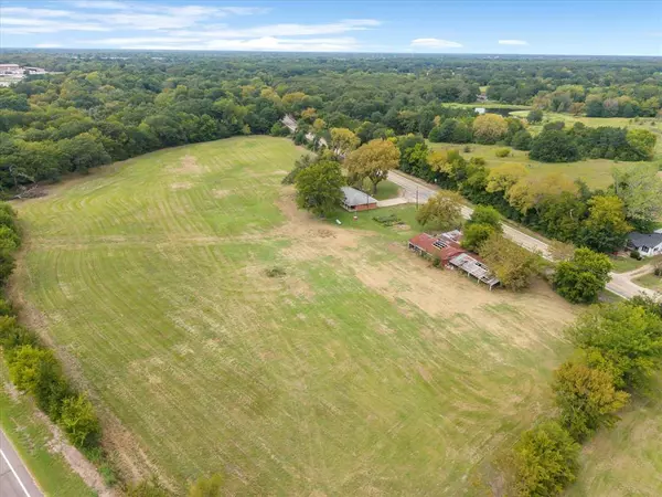 1949 Fm 499, Greenville, TX 75401