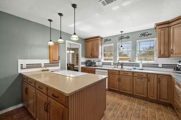 1929 Mamie Road, Greenville, TX 75402