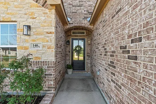 140 Egret Circle, East Tawakoni, TX 75472