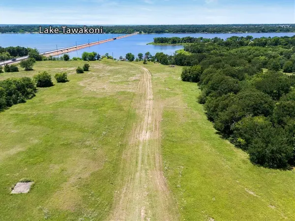 220 Swan Parkway, East Tawakoni, TX 75472