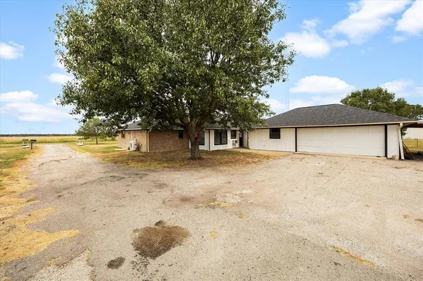 6006 County Road 4604, Commerce, TX 75428