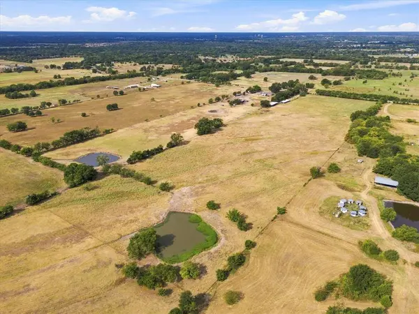 431 Fm 71, Commerce, TX 75428