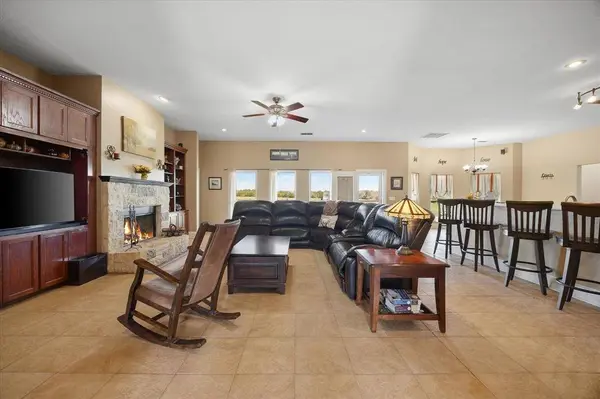 250 County Road 1006, Wolfe City, TX 75496