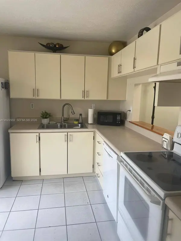 9880 Hammocks Blvd #101-43, Miami, FL 33196