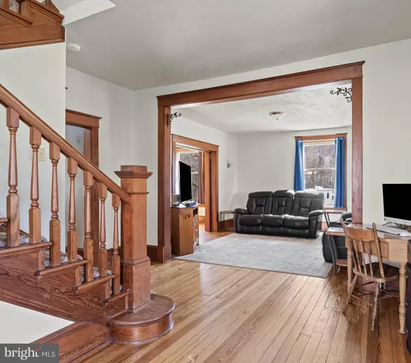 209 S HIGH ST, Port Matilda, PA 16870