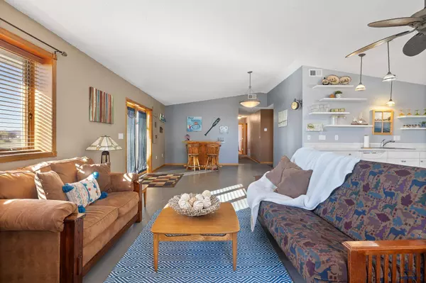 28266 Boaters Blvd, Hot Springs, SD 57747