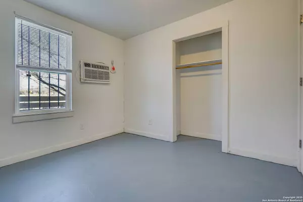 1114 San Marcos, San Antonio, TX 78207