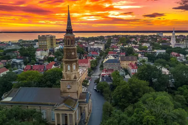 Stephen McManus Realtor Coastal Collective Group Charleston Fine Real Estate South Carolina Agent Veteran Owned Business (2)