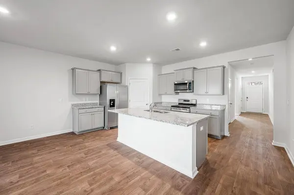 186 Lagoona Dr, Summerville, SC 29483