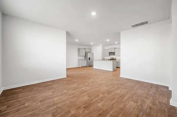 186 Lagoona Dr, Summerville, SC 29483