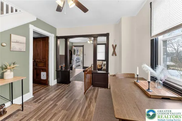 22 Warren ST, Fountain Hill Boro, PA 18015