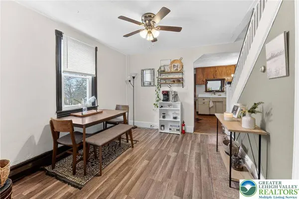 22 Warren ST, Fountain Hill Boro, PA 18015