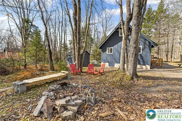 129 Mahoning DR, Coolbaugh Twp, PA 18347