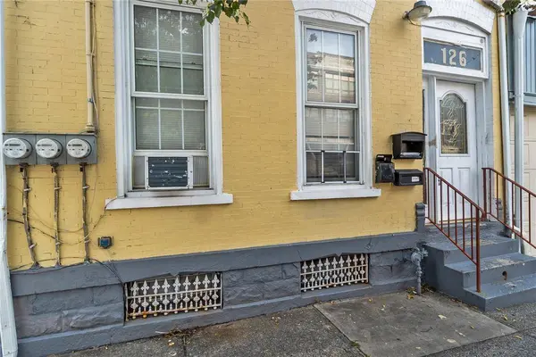 126 2nd ST #Apt. 2, Allentown City, PA 18101