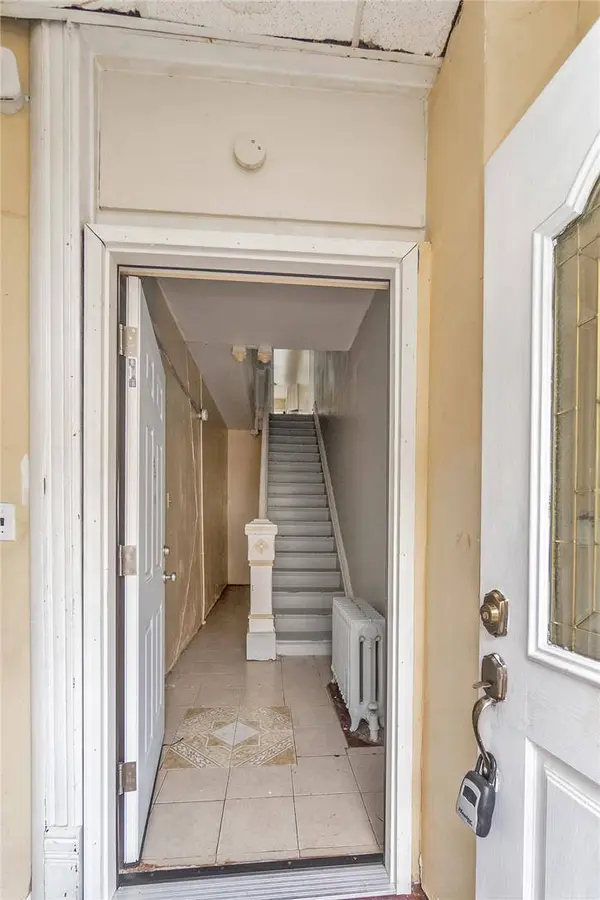 126 2nd ST #Apt. 2, Allentown City, PA 18101