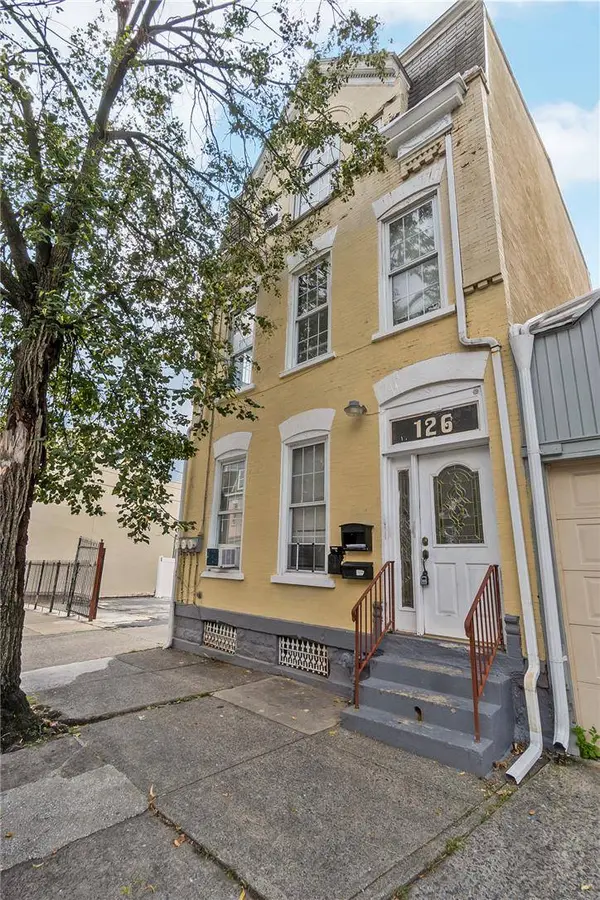 126 2nd ST #Apt. 2, Allentown City, PA 18101