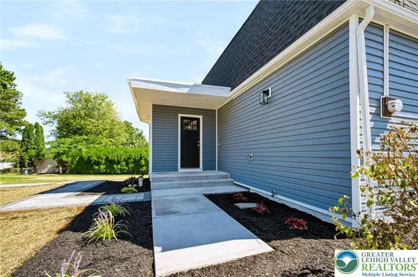 3105 Washington ST, Bethlehem Twp, PA 18020