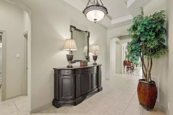 780 Camilla Lane, Lantana, TX 76226