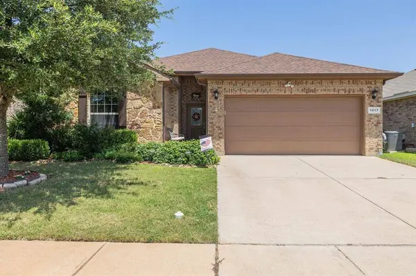 1057 Meadow Scape Drive, Fort Worth, TX 76028