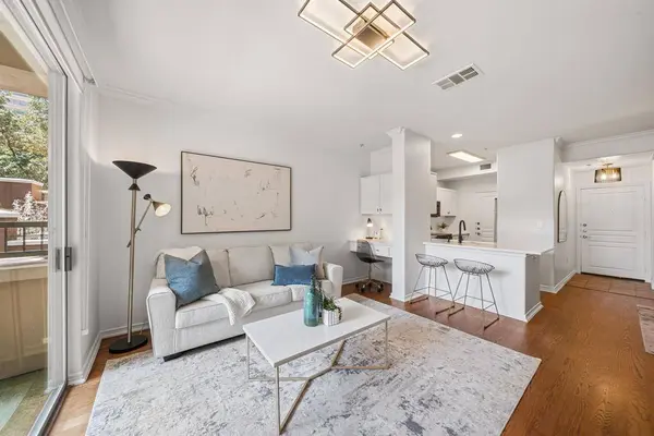 330 Las Colinas Boulevard E #130, Irving, TX 75039