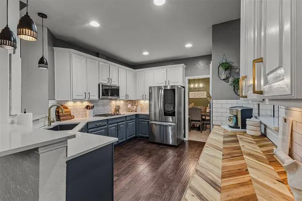 1905 Wickersham Lane, Corinth, TX 76210